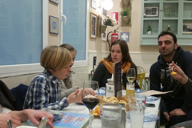 Private Food, Tapas & Wine Tour of Madrid With Customizable Menu All Included - Customizing the Tour Menu