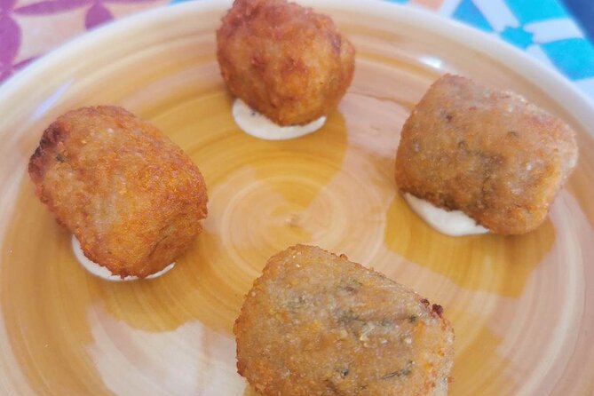 Private Food Tour in a Local Seville Neighborhood - Exploring Sevilles Culinary Scene