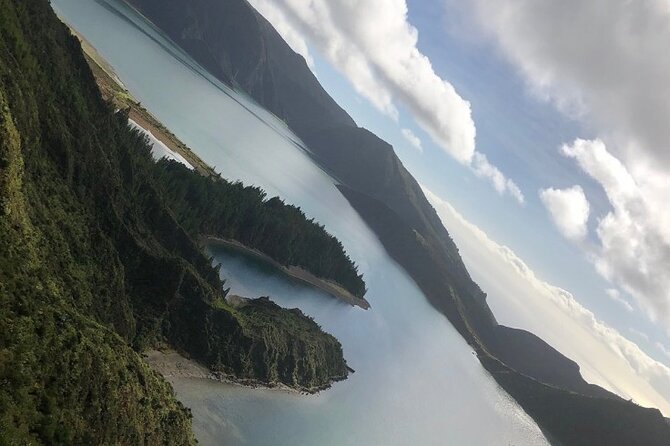 Private Full-Day 4x4 Tour to Lagoa Do Fogo & Lagoa Das Sete Cidades - Tour Overview