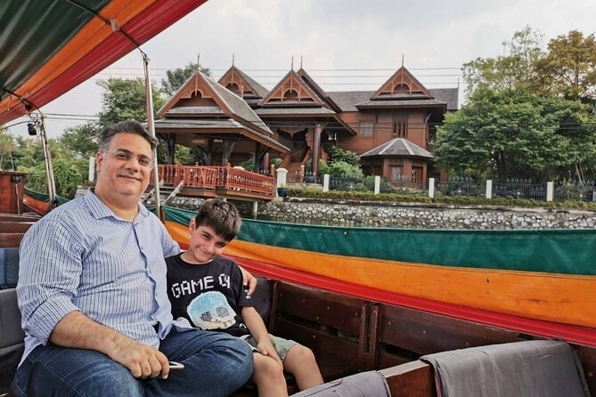 Private Full Day Bangkok City Tour - Professionalism of Guides and Drivers