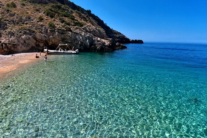 Private Full Day Boat to Grama Bay - Reviews and Ratings