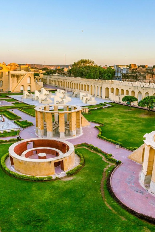 Private Full Day City Tour of Jaipur by Car - Booking and Participation