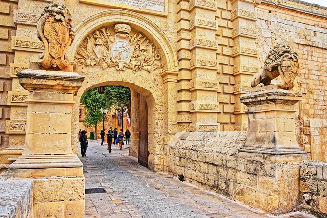 Private Full Day Customizable Tour in Malta - Booking and Cancellation Policies