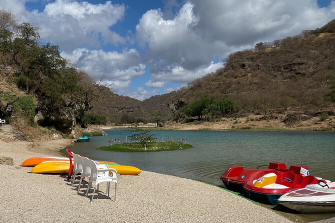 Private Full-Day East Oman Tour From Salalah With Lunch - Itinerary Overview