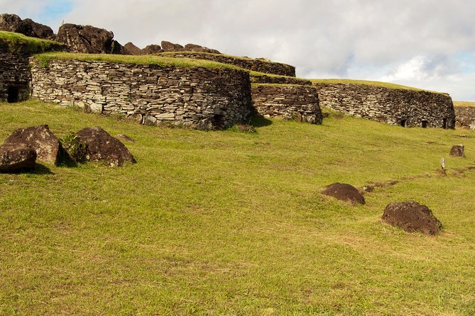 Private Full-Day Easter Island Highlights North and West - Tour Details