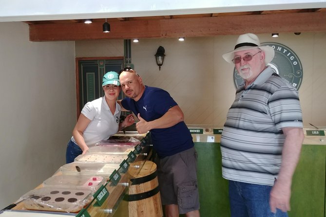 Private Full Day El Retiro Waterfall Tour Including Food From Medellín - Culinary Delights