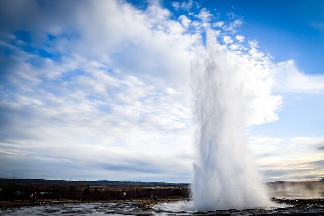 Private Full-Day Golden Circle Tour From Reykjavik - Exploring Thingvellir National Park