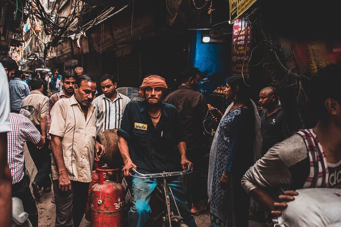 Private Full Day Guided Tour in Old and New Delhi - Key Points
