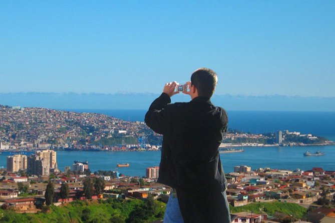 Private Full Day Guided Trip to Valparaíso, Viña Del Mar & Reñaca From Santiago - Positive Feedback From Customers