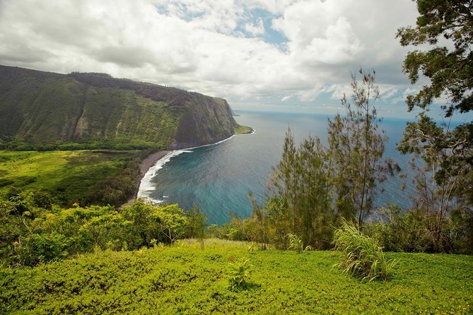Private Full-Day Hamakua Coast and Sugar Tour From Kailua-Kona - Key Points
