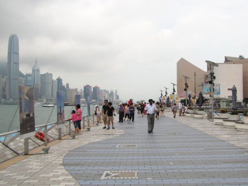 Private Full-Day Hong Kong Island Top Attraction Tour - Itinerary Highlights