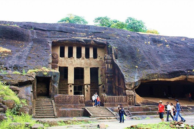 Private Full-Day Mumbai City Tour With Kanheri Caves Excursion - Discovering Chhatrapati Shivaji Terminus