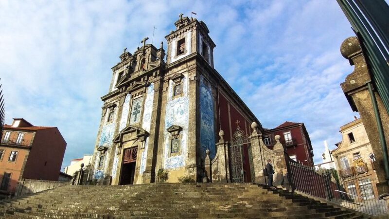 Private Full Day Porto Tour With Driver-Guide & Cellar Visit - Inclusions and Vehicle Comfort