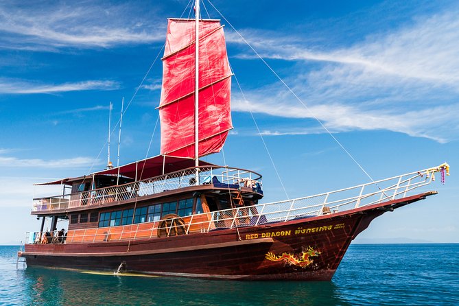Private Full-Day Red Dragon Yacht to Angthong National Marine Park - Dining and Refreshments