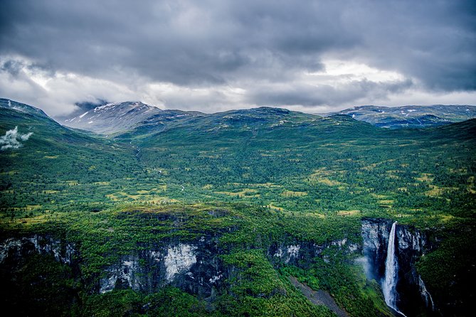Private Full-Day Round Trip From Oslo to Sognefjord via Flåm Railway - Scenic Train Journeys