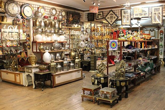 Private Full-Day Shopping Tour in Delhi - Tour Logistics and Requirements