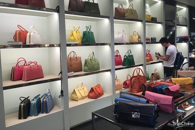 PRIVATE Full-Day Shopping Tour: the Mall GUCCI and Spaces PRADA Outlet - Customized Itinerary for Your Exclusive Group