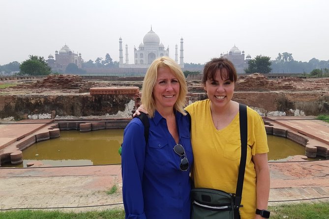 Private Full Day Taj Mahal and Fatehpur Sikri Tour From Delhi by Car - Discovering Fatehpur Sikri