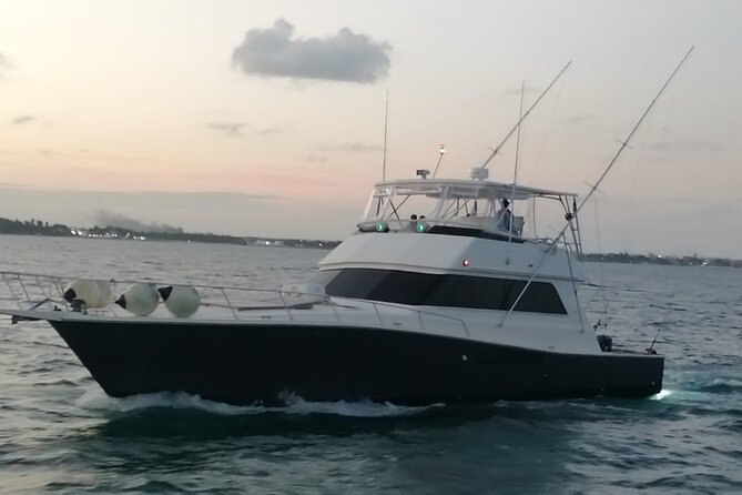 Private Full-Day Tour by Yatch in Cancún - Inclusions