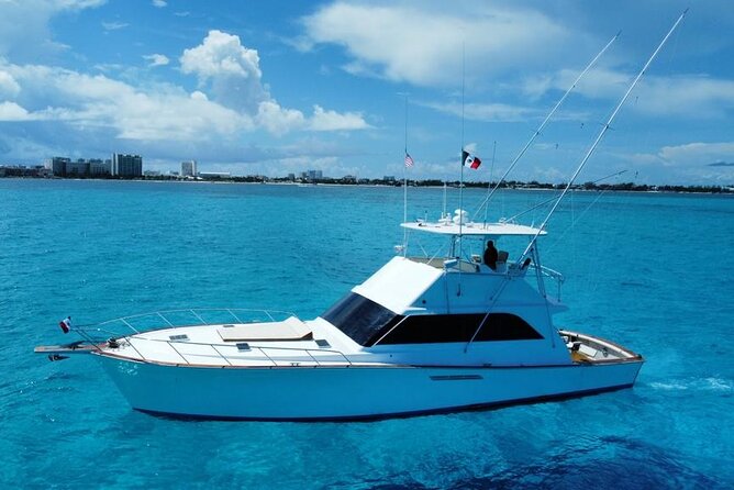 Private Full-Day Tour by Yatch in Cancún - Meeting and Pickup
