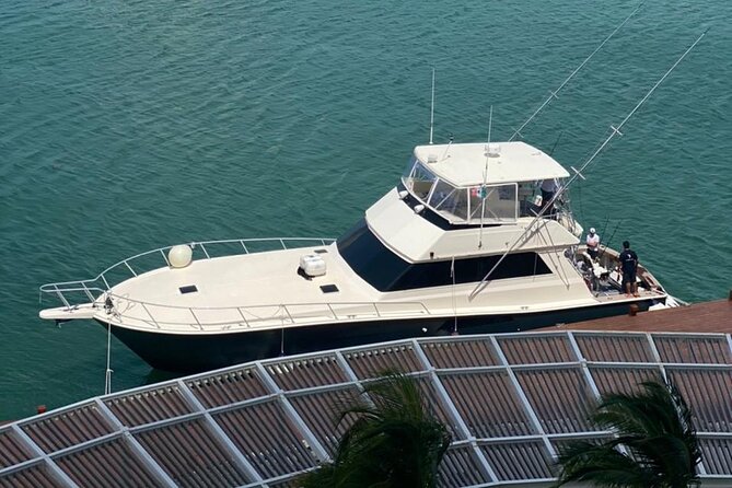 Private Full-Day Tour by Yatch in Cancún - Itinerary and Activities