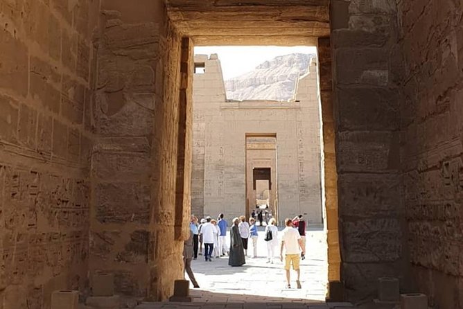 Private Full-Day Tour: Discover the East and West Banks of the Nile in Luxor - Highlights of the East Bank