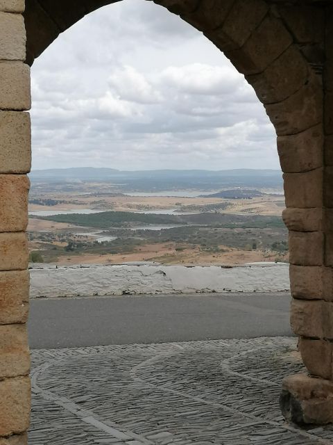 Private Full Day Tour - Évora and Monsaraz - Historic Monuments