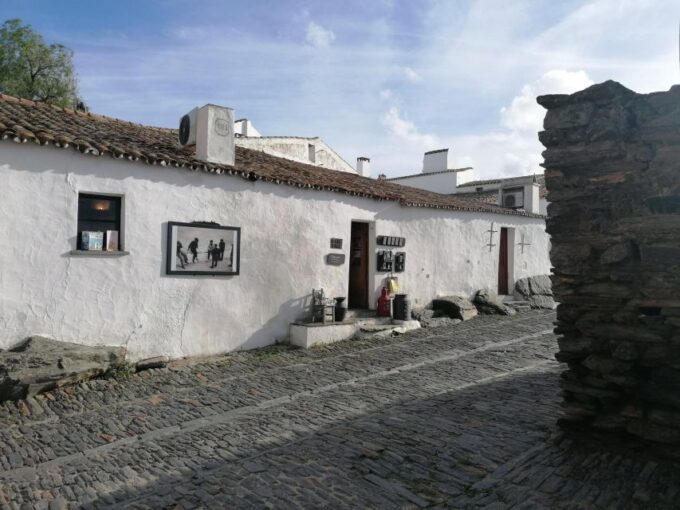 Private Full Day Tour - Évora and Monsaraz - Cancellation Policy