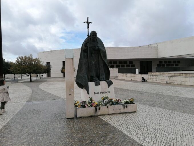 Private Full Day Tour - Fátima, Batalha, Nazaré and Óbidos - Booking Information