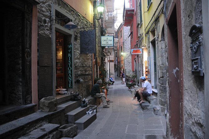 Private Full Day Tour From Genova Pier: Cinque Terre - Guide Expertise