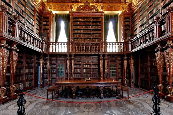 Private Full Day Tour From Lisbon to Tomar & Coimbra - Meeting Point