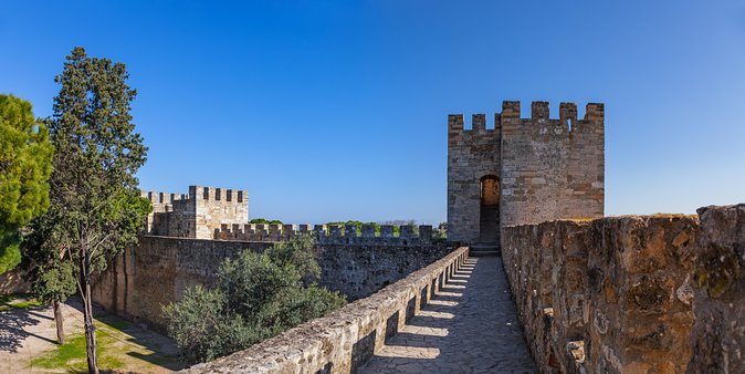 Private Full Day Tour in Lisbon - Important Information