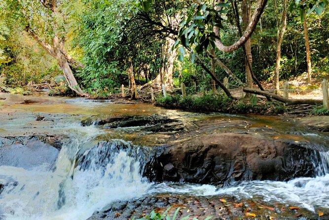 Private Full-Day Tour Khbal Spean And Banteay Srei From Siem Reap - Health and Safety Considerations
