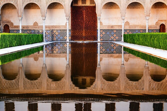 Private Full-Day Tour La Alhambra From Cadiz Pick up and Drop off - Key Points
