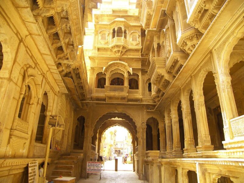 Private Full Day Tour of Golden City Jaisalmer With Guide - Important Information