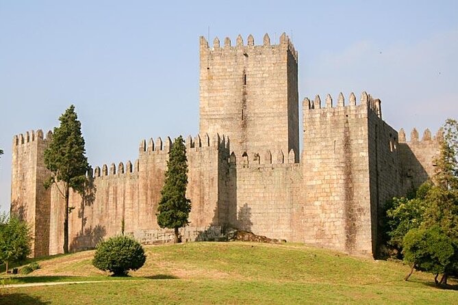 Private Full Day Tour of Guimarães and Braga - Sameiro Sanctuary and Bom Jesus