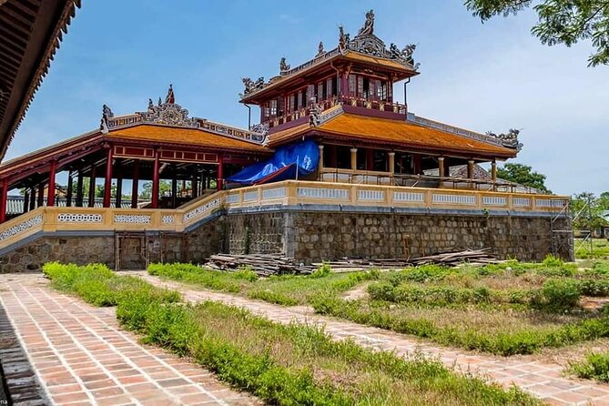 Private Full-Day Tour of Hue From Da Nang or Hoi an City - Monuments and Sites