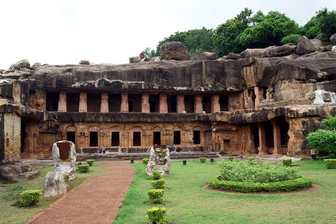 Private Full-Day Tour of Sanchi and Udayagiri From Bhopal - Inclusions