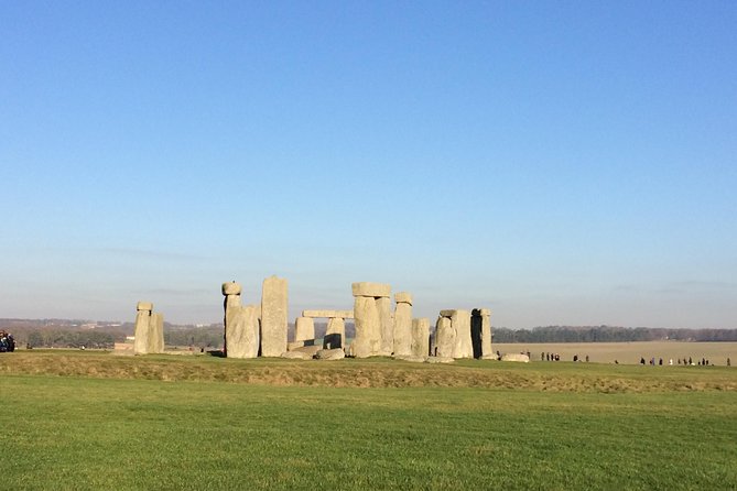 Private Full-Day Tour of Stonehenge and Bath From London - Meeting and Pickup