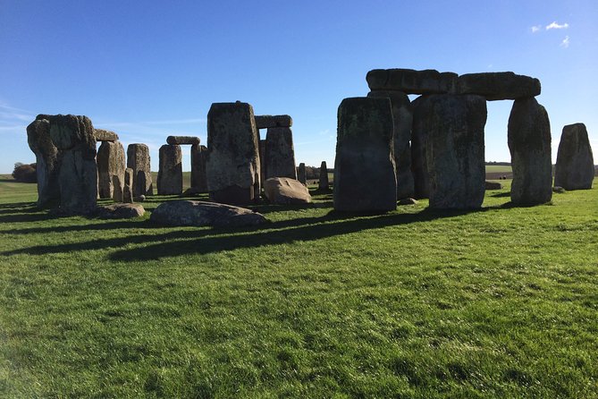 Private Full Day Tour of Windsor and Stonehenge From London - Exploring Windsor Castle