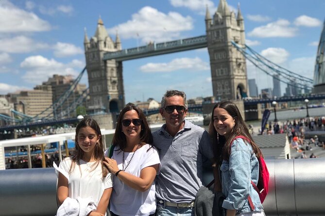 Private Full Day Tour – Pre-Booked Tickets to Tower of London & British Lunch - Meeting and Accessibility
