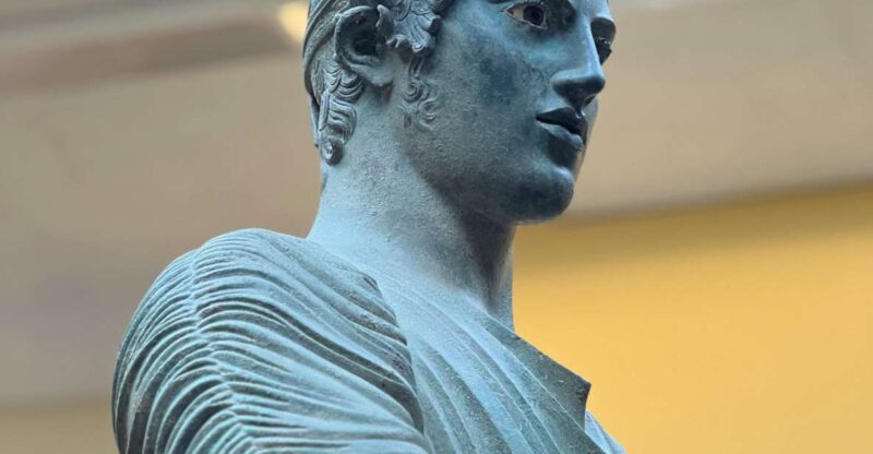 Private Full Day Tour to Delphi and Arachova - Sanctuary of Athena Pronaia