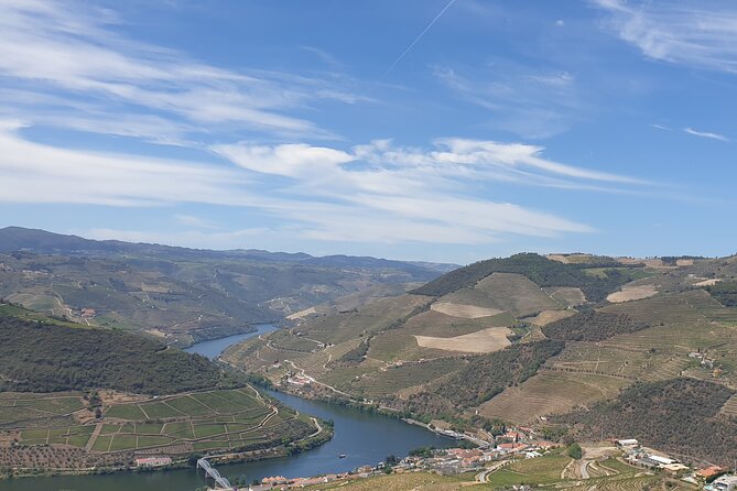 Private Full-Day Tour to Douro Valley - Transportation and Accessibility