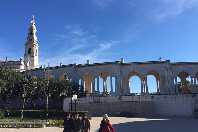 Private Full Day Tour To Fatima, Batalha, Nazaré and Óbidos - Transportation and Logistics