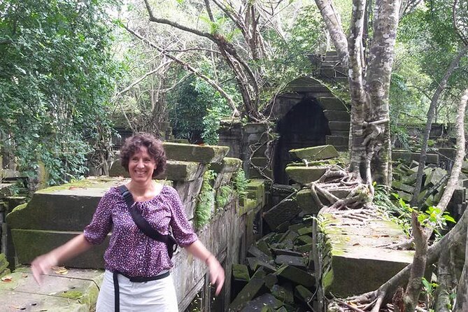 Private Full-Day Tour to Koh Ker and Beng Mealea - Meeting and Pickup