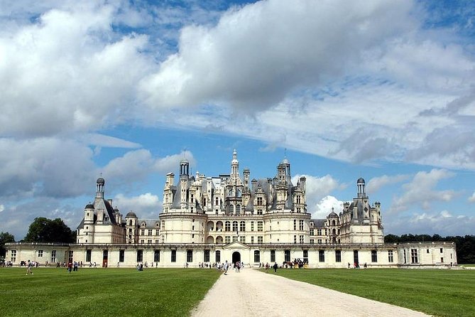 Private Full Day Tour to Loire Valley From Paris With Hotel Pick up - Chateau De Clos Luce