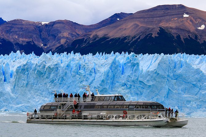 Private Full-Day Tour to the Perito Moreno Glacier - Ideal Option for Families! - Stunning Patagonian Scenery