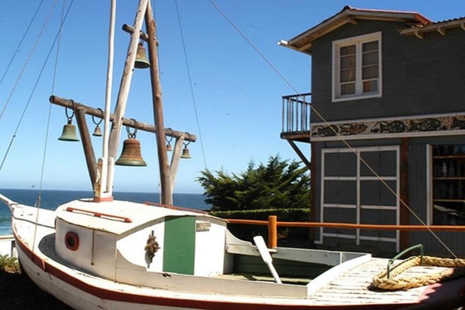 Private Full Day Trip to Isla Negra, Algarrobo & Pomaire From Santiago - Tour Reviews and Ratings