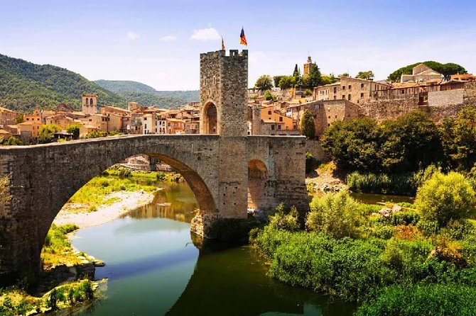 Private Full Day Trip to Medieval Villages of Catalonia + Lunch Front of a Lake - Pricing and Booking