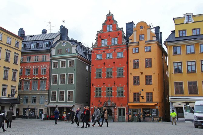 Private Full Day VIP City Tour by Limousine Car in Stockholm - Knowledgeable Local Tour Guide